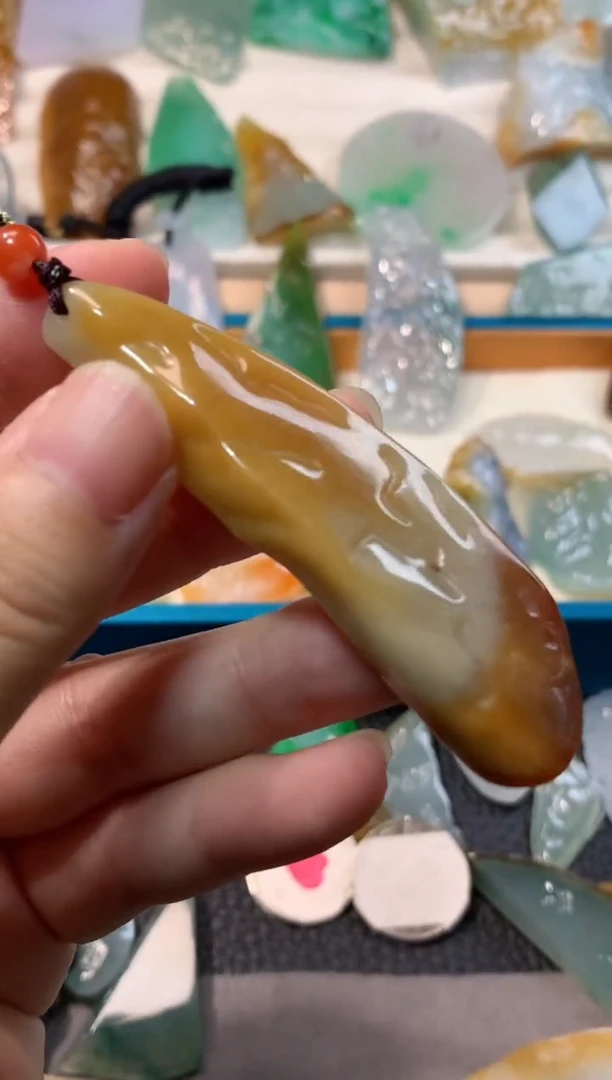 吊坠(不含链)未镶嵌翡翠吊坠