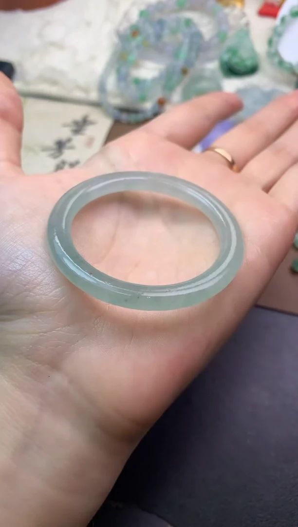 未镶嵌定制翡翠毛货