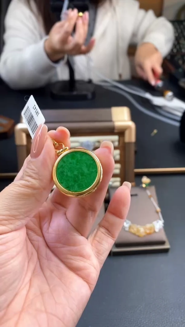 颈饰银S925镶嵌翡翠18142