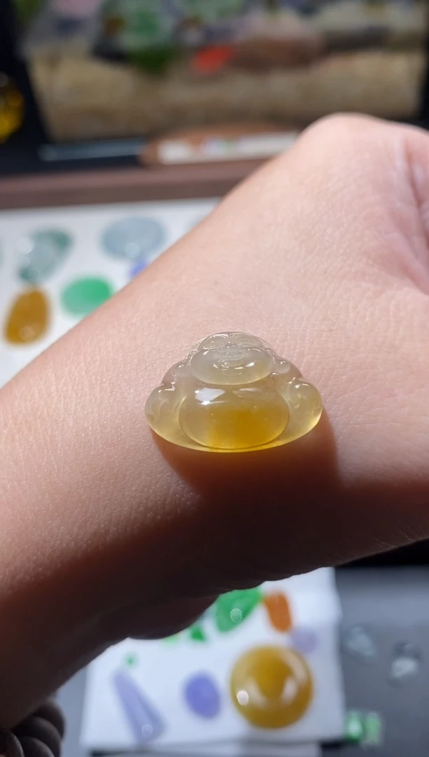 未镶嵌定制翡翠佛公
