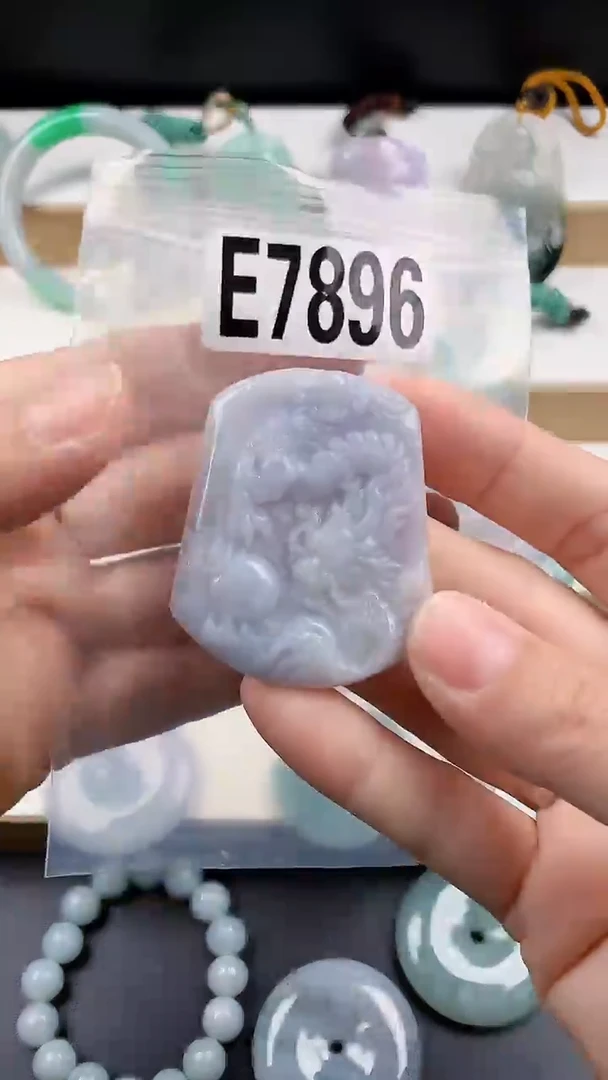 颈饰未镶嵌翡翠天然翡翠吊坠挂件