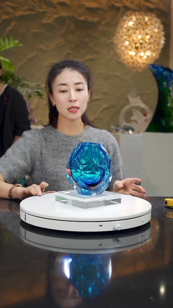 琉璃蓝色切面香薰瓶