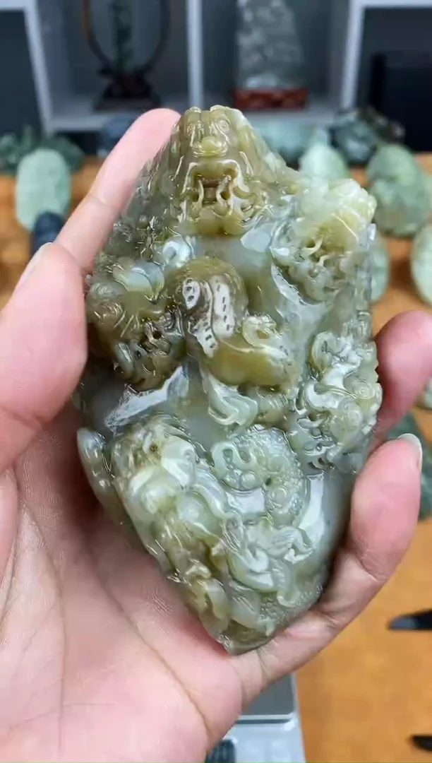 未镶嵌和田玉把件1