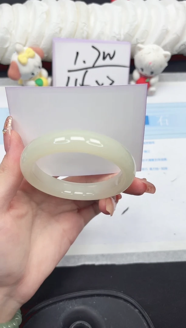 未镶嵌手镯石英质玉118-56