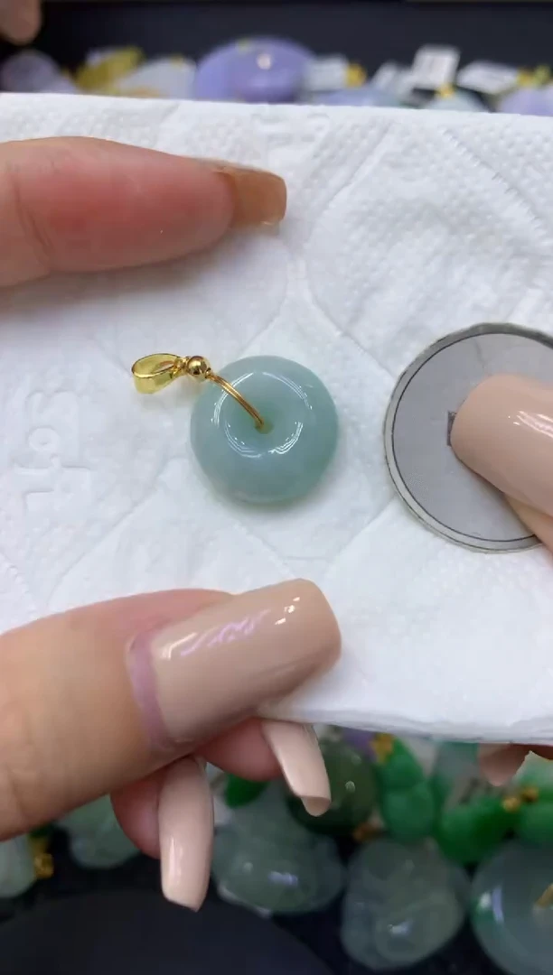 颈饰未镶嵌翡翠天然缅甸翡翠A货