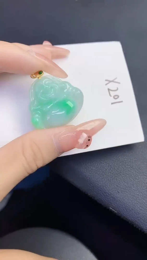 颈饰未镶嵌翡翠缅甸天然翡翠A货