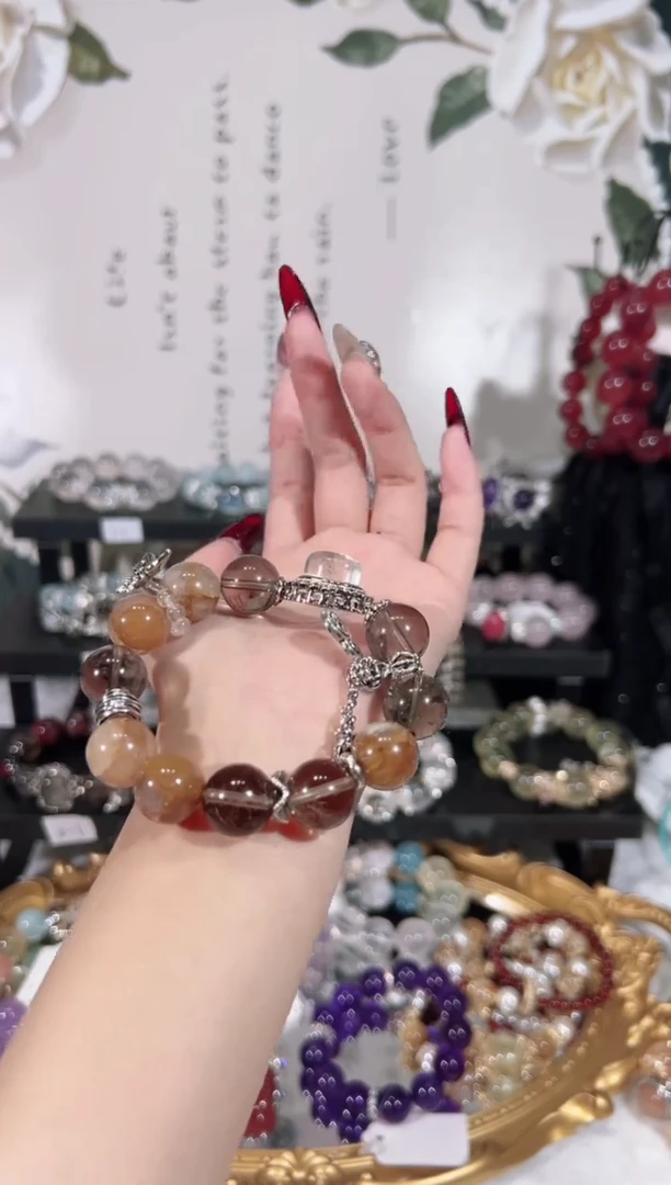 【闪购商品】水晶手链未镶嵌天然水晶默认微瑕 多样性发货发其一