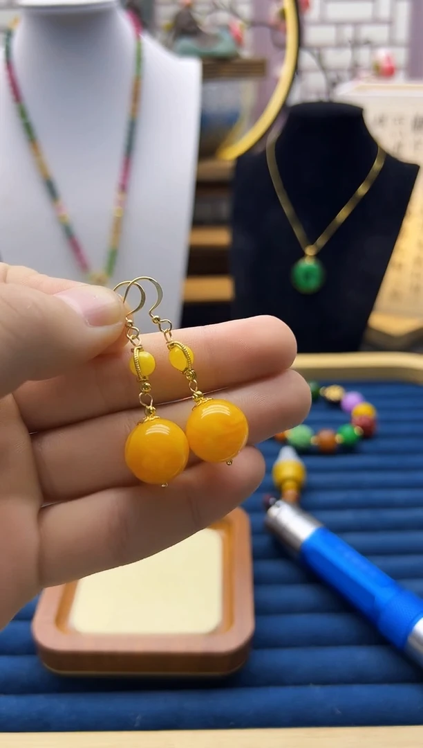 【闪购商品】蜜蜡耳饰14K金镶嵌E208