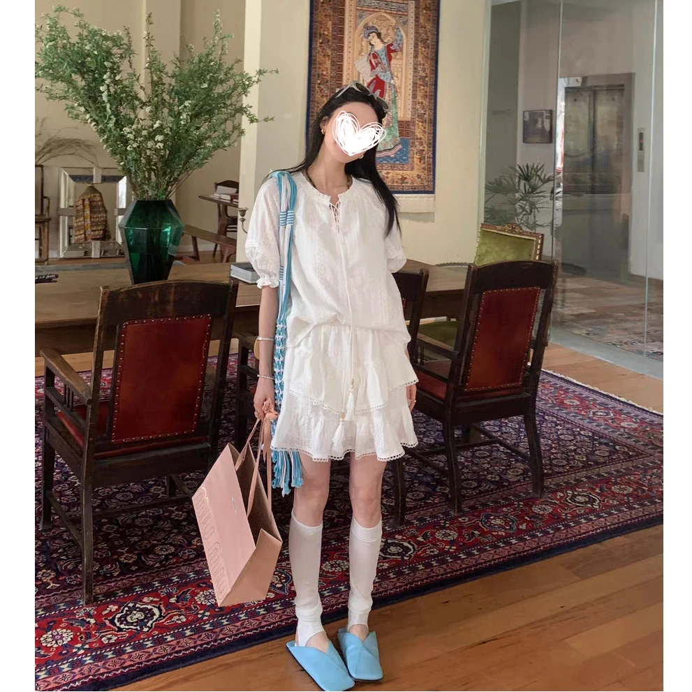 FRVXO【在夏日散步】系带流苏白色短袖刺绣衬衫拼接蛋糕短裙套装