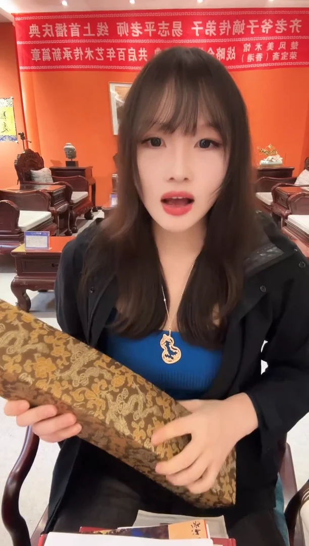 国画雷畅胜 一马当先托底 带锦盒发货