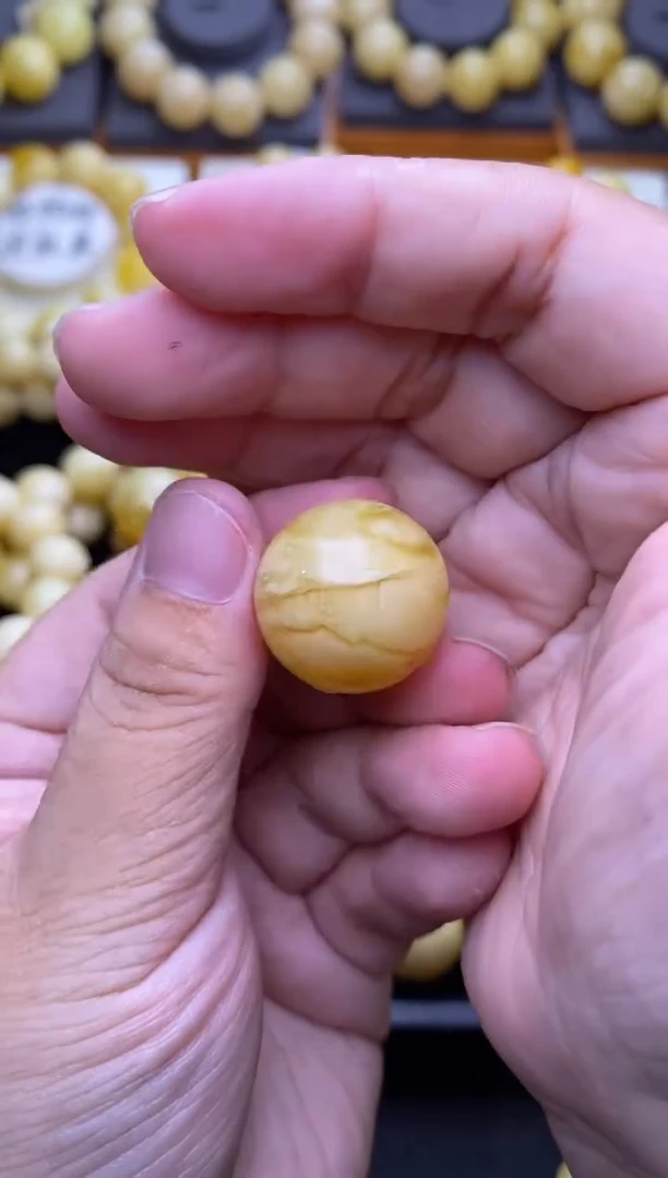 裸石琥珀未镶嵌大小姐珠宝严选107