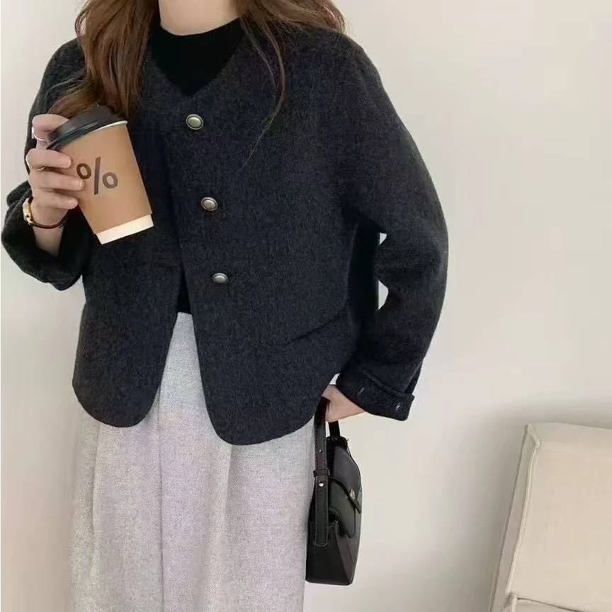 【锦衣服饰】HF 2508圆领小香风短款大衣