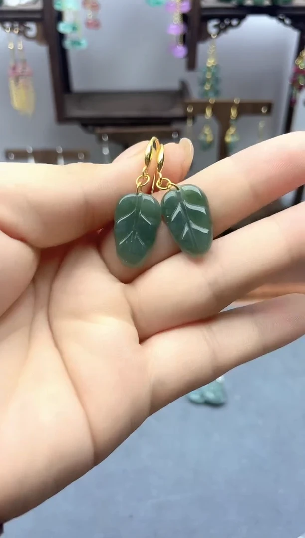 银S925镶嵌翡翠耳饰815000