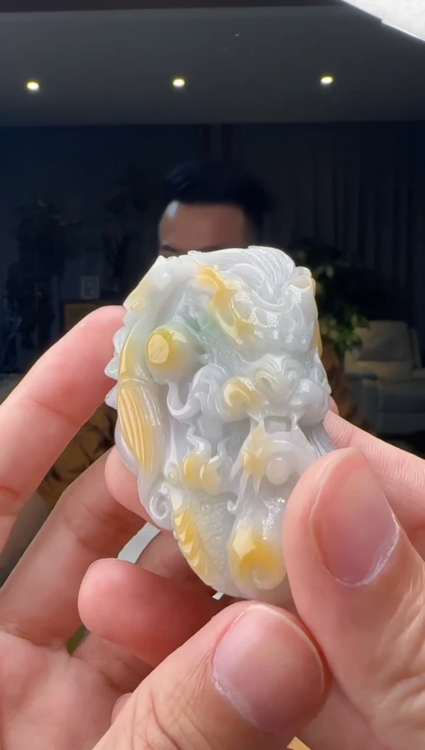 【闪购商品】翡翠吊坠(不含链)未镶嵌XM@@960Q3J11886
