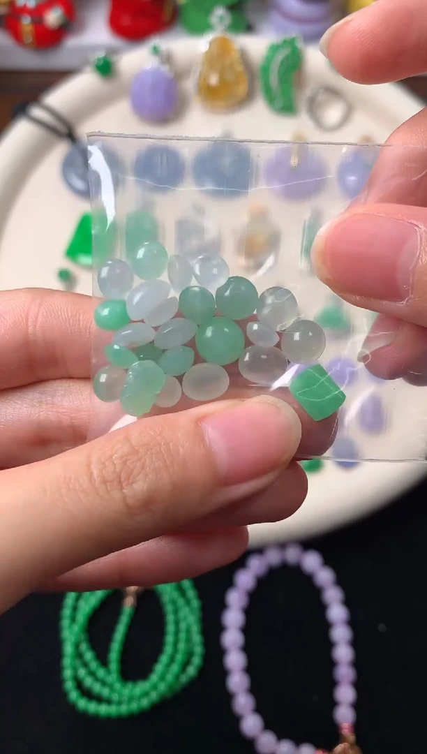 定制翡翠未镶嵌裸石（镶嵌定制）