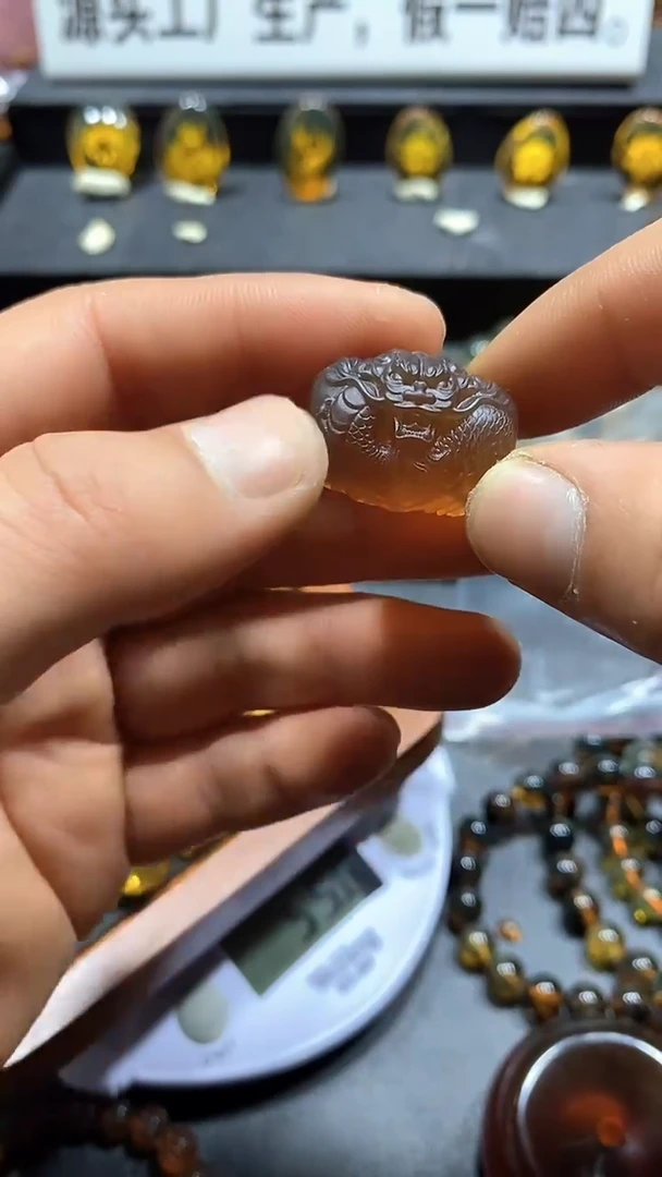 琥珀颈饰未镶嵌天然缅甸琥珀桶珠