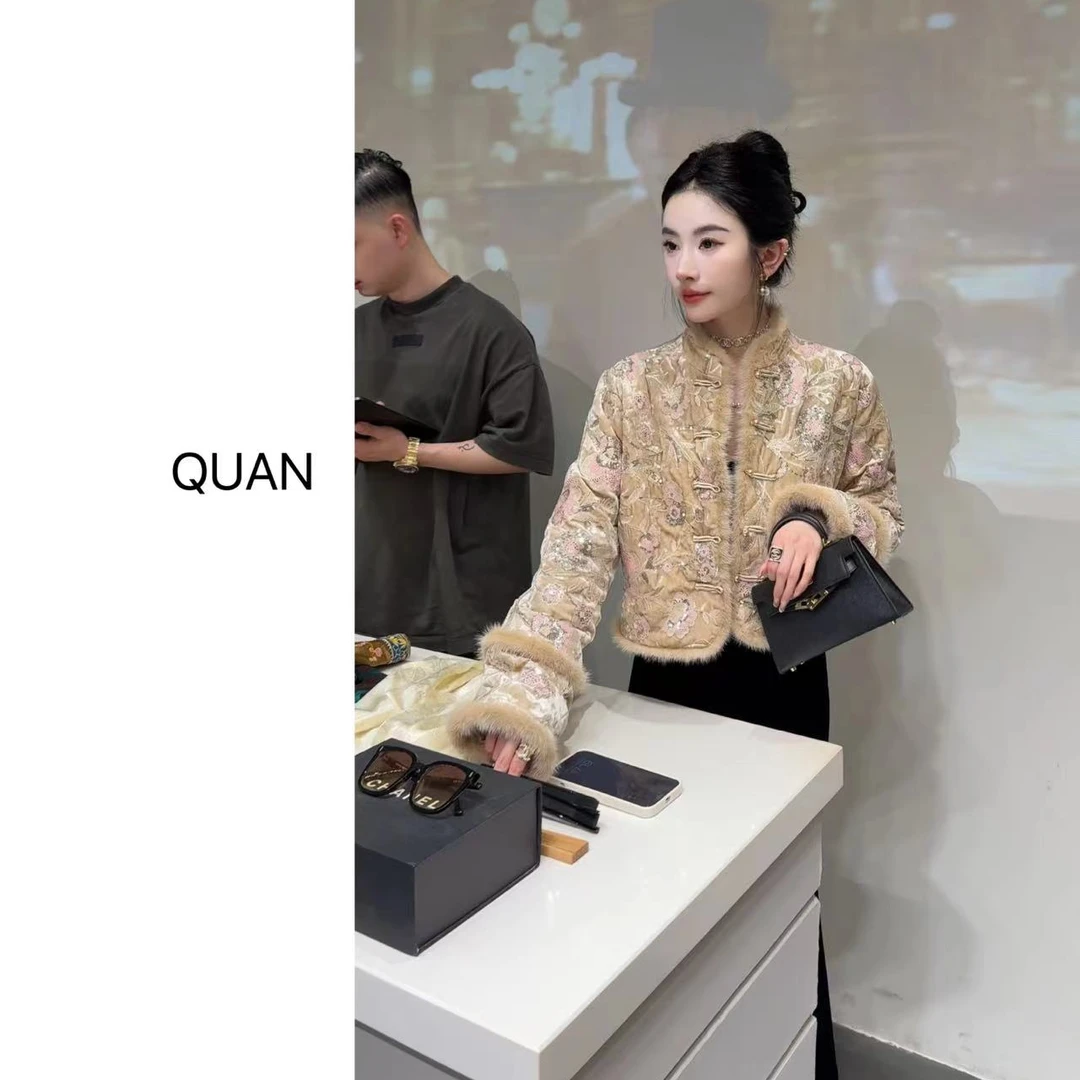 现货【金玉霓裳】秋冬新中式时尚休闲设计师小香风外套