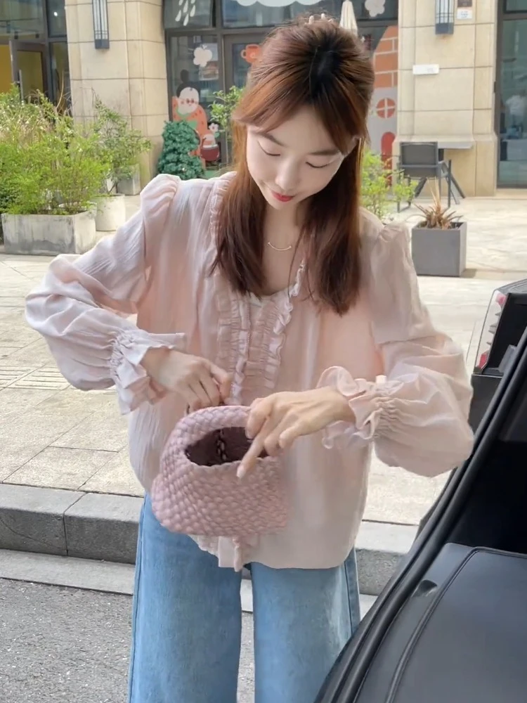 今年流行爆款巨好看洋气高贵薄上衣清爽通勤穿搭法式粉色衬衫女秋