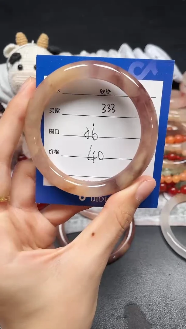 未镶嵌手镯石英质玉333