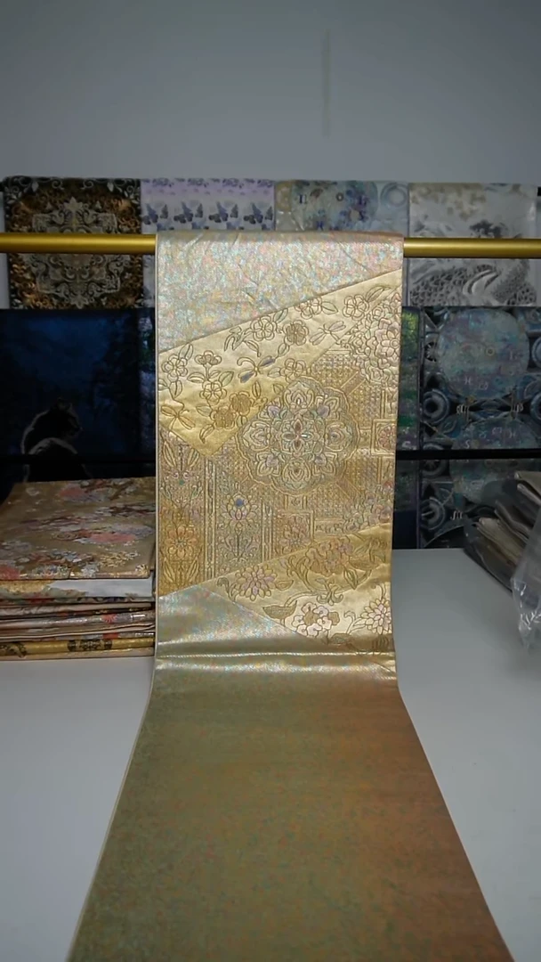 织绣织锦72嵌螺钿