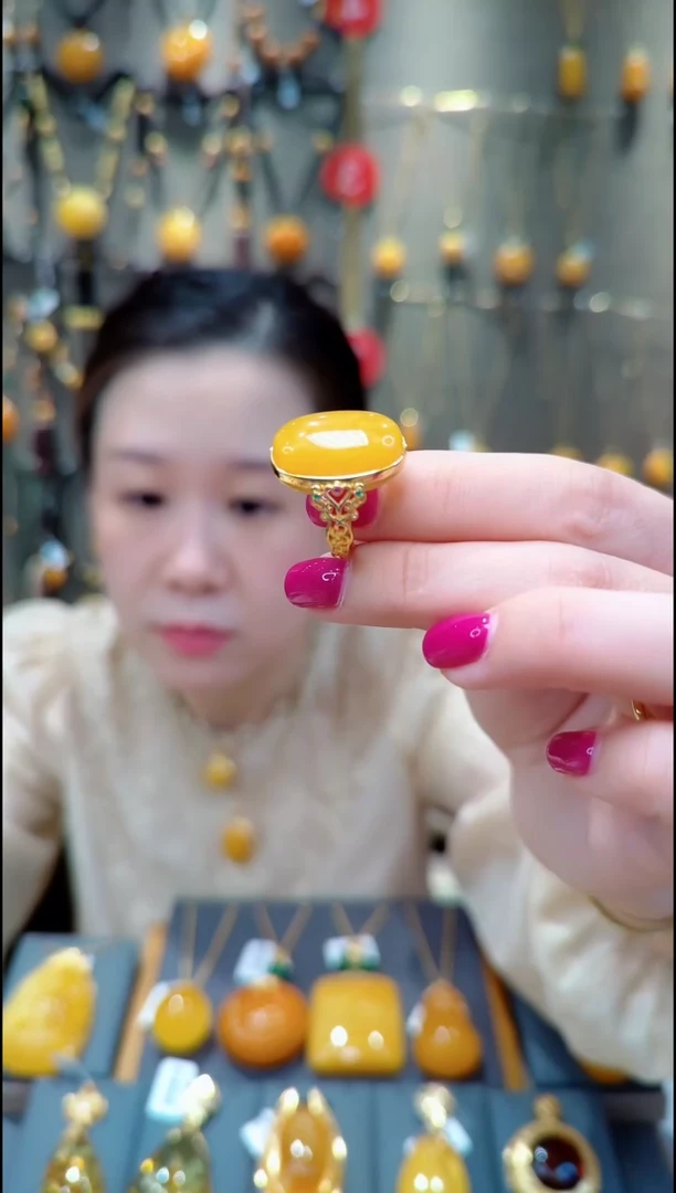 【闪购商品】蜜蜡银S925镀金镶嵌戒指B459蜜蜡戒指