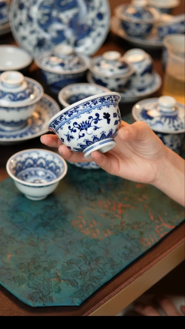 其他陶瓷内外满绘压手