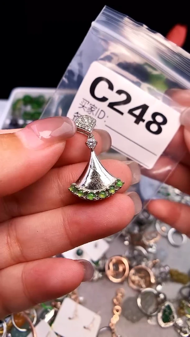 吊坠(不含链)银S925镶嵌翡翠1