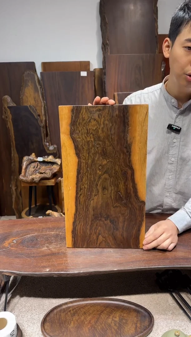 风车木（黑檀木）尺寸46*26*2编号048