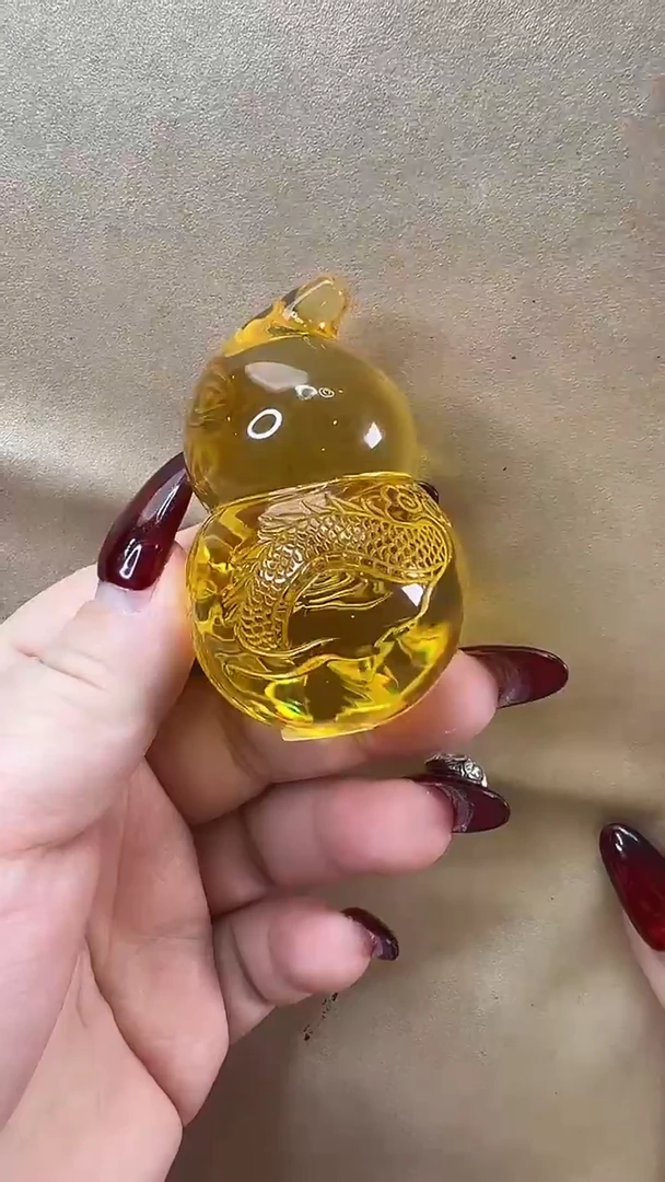 琥珀颈饰未镶嵌吊坠