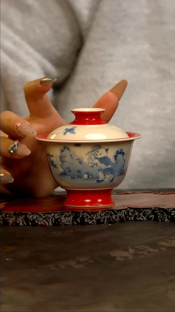 【闪购商品】青花手绘童子盖碗