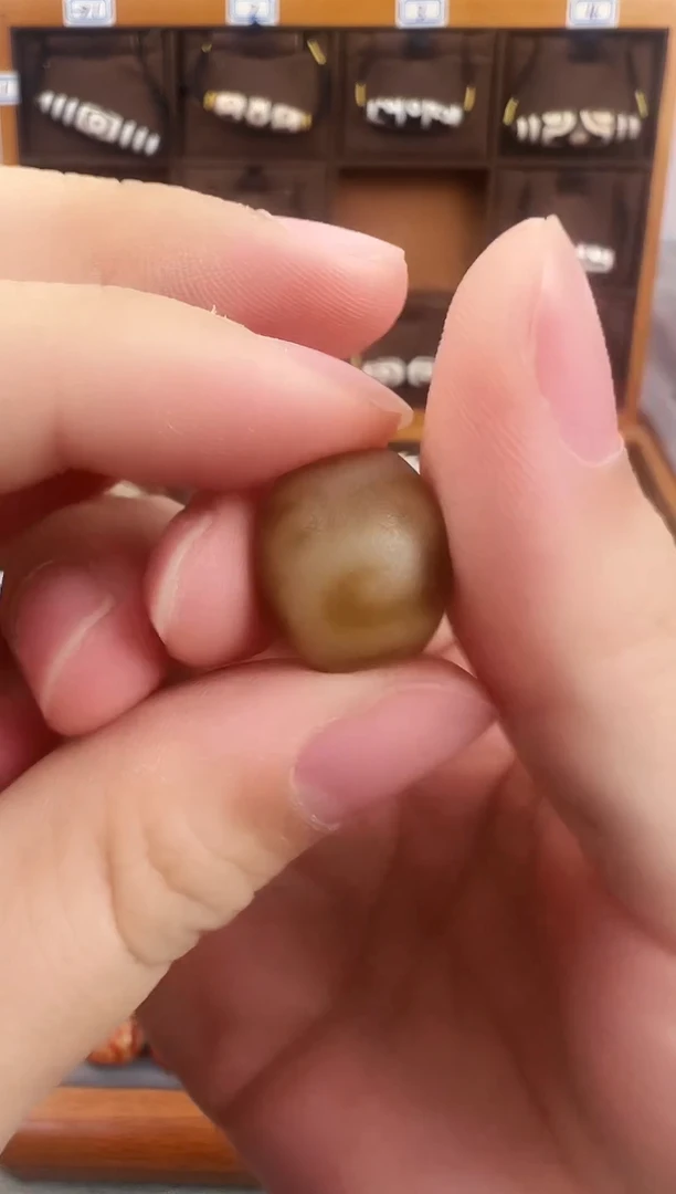 玛瑙/玉髓（覆膜）颈饰未镶嵌158（微瑕）