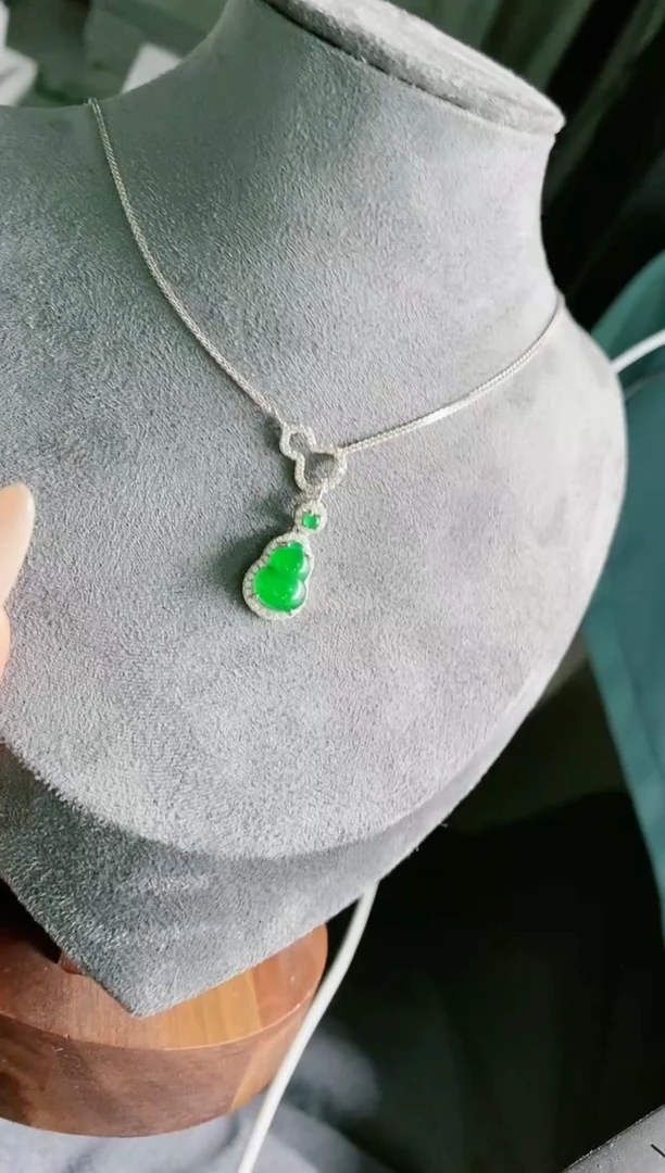 【闪购商品】翡翠戒指银S925镶嵌111111