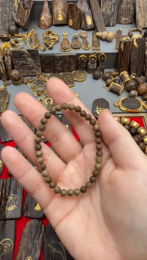 沉香吊坠沉香吊坠03