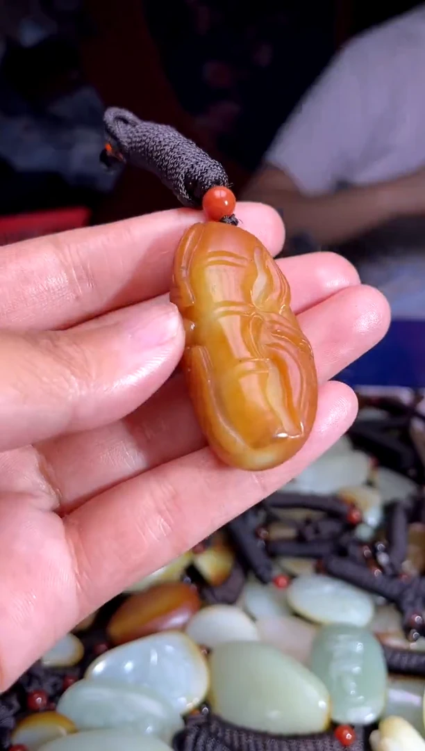 和田玉未镶嵌挂件1