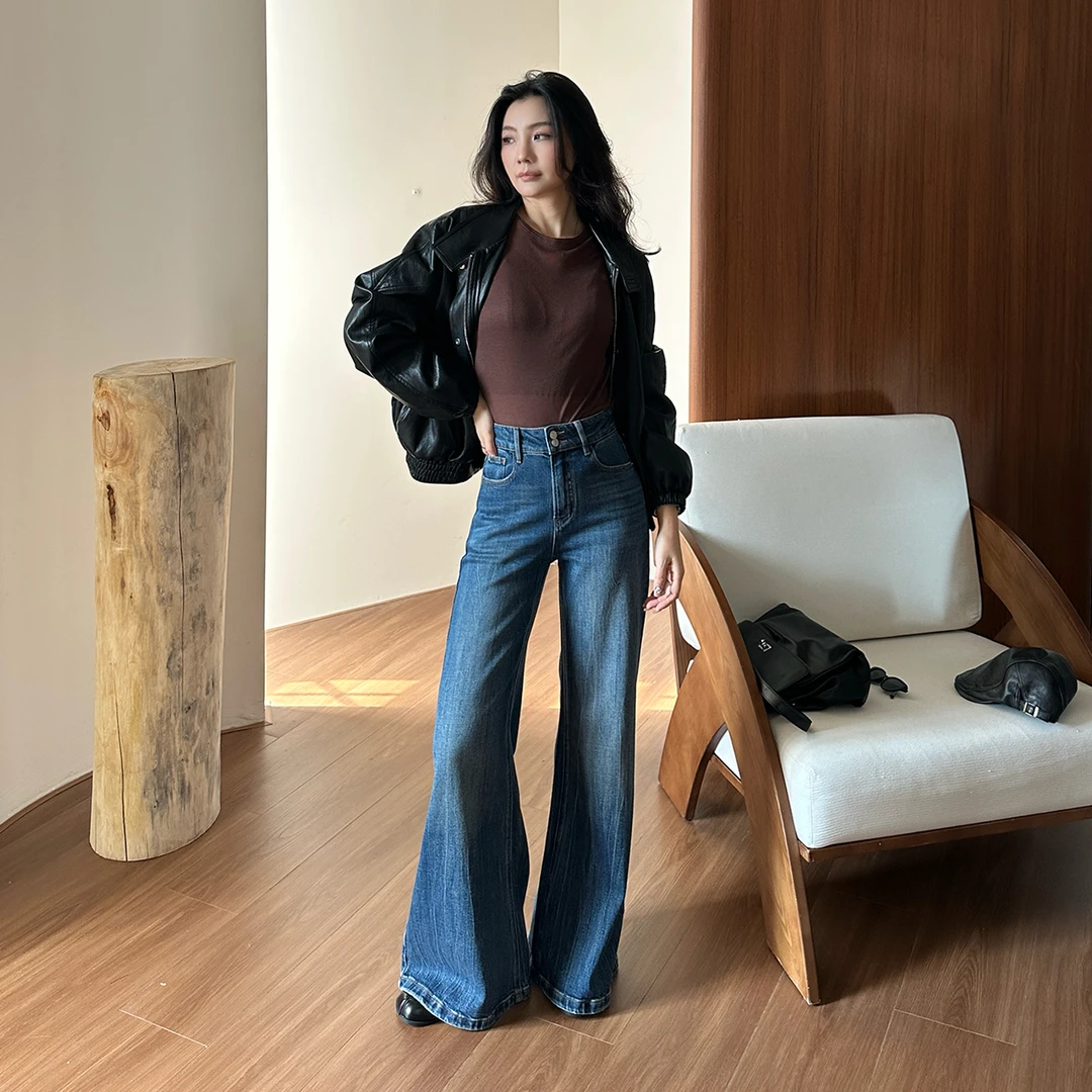 smbath梨形身材克星2025年秋季超模感洗水纹工艺微喇叭牛仔裤女
