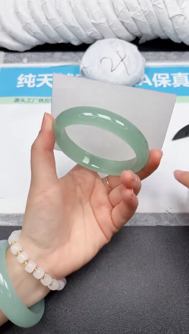未镶嵌手镯石英质玉198-65.8