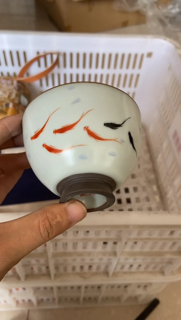 无运费险有瑕疵的摄影的产品有使用过的痕迹有点脏介意勿拍
