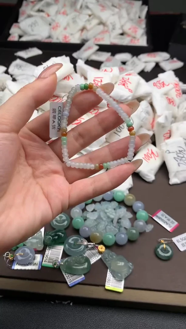 【闪购商品】翡翠手串未镶嵌一