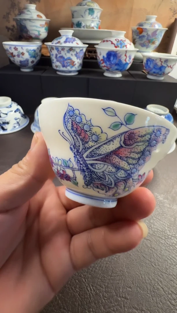 月末冲业绩     福利放不停