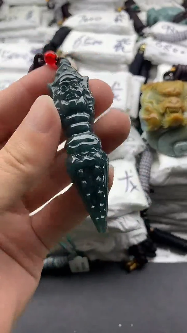 【闪购商品】翡翠颈饰未镶嵌55555555555