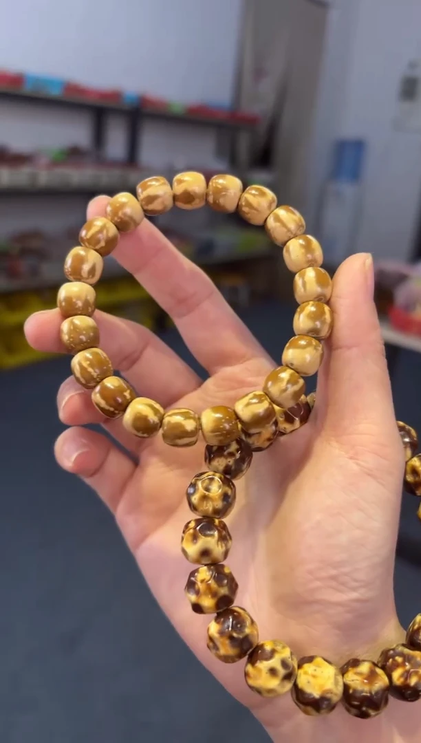 吊坠菩提根/象牙果11紫金鼠【冰淇淋】桶珠