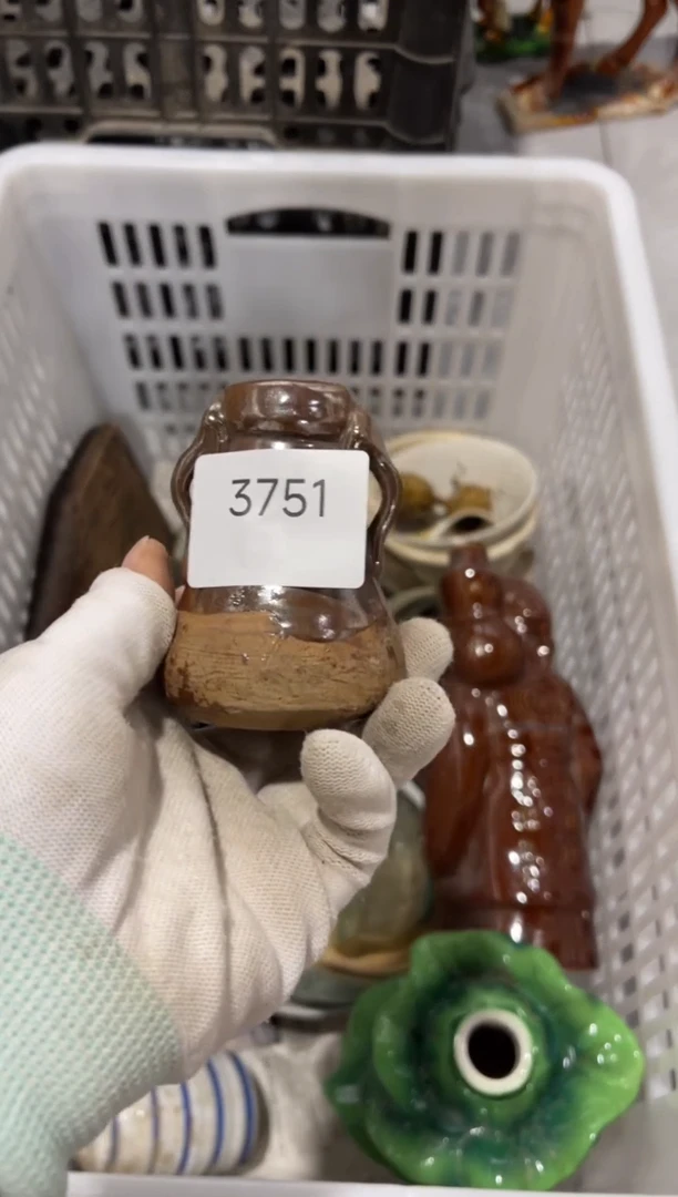 瓷董*人99887766202506153751