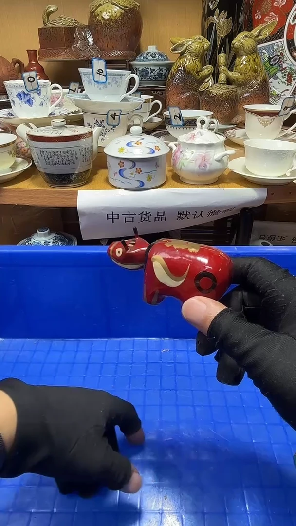 自**功中古货品默认微瑕