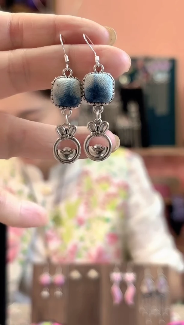 织绣艺枝独绣手工饰品392