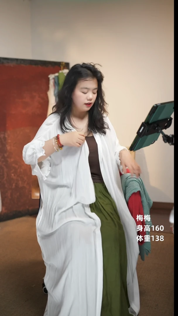 白色防晒衬衫外套连衣裙