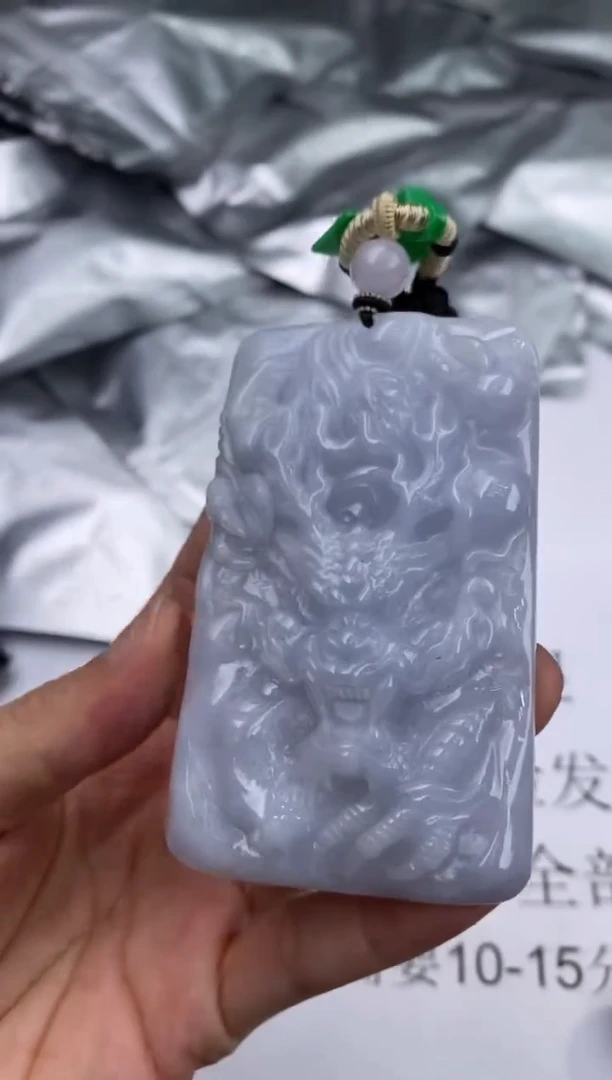 未镶嵌挂件翡翠303222       多人