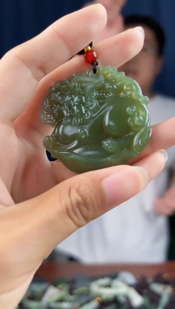 未镶嵌和田玉挂件拍一发一，多样性发货