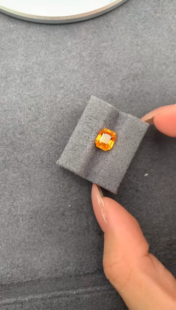 裸石彩色蓝宝石3ct黄蓝宝定制 fc