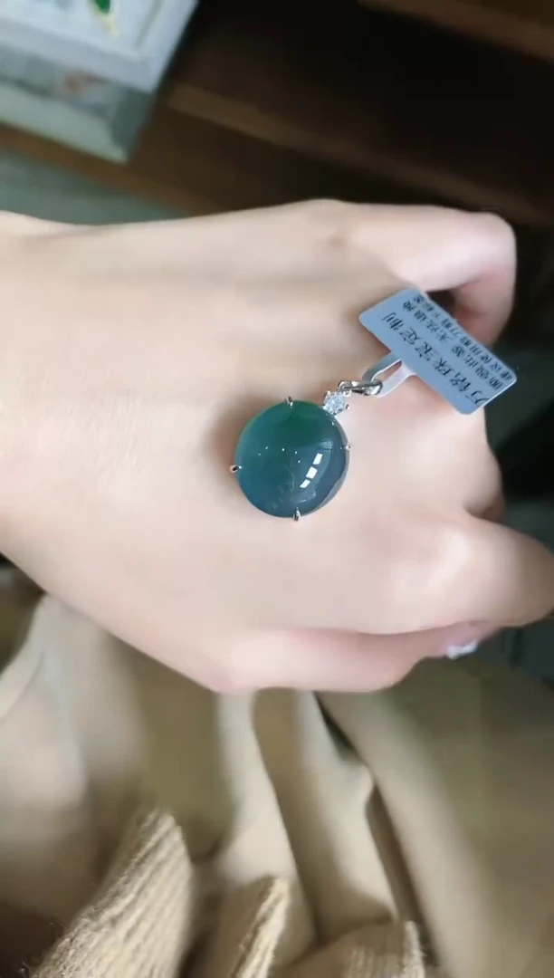 【闪购商品】翡翠戒指银S925镶嵌51511