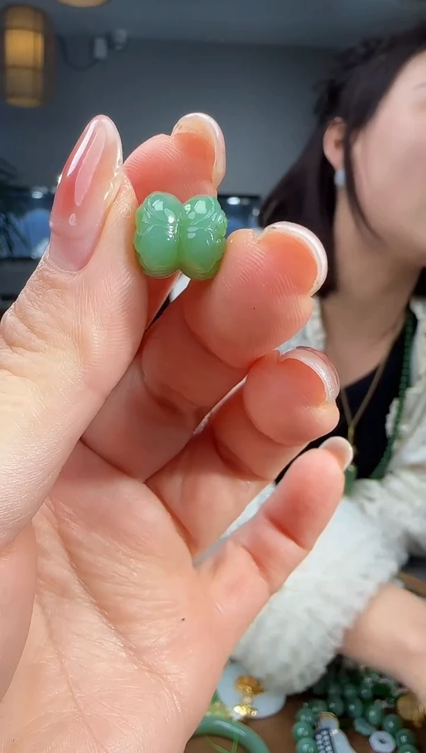 吊坠(不含链)未镶嵌和田玉1